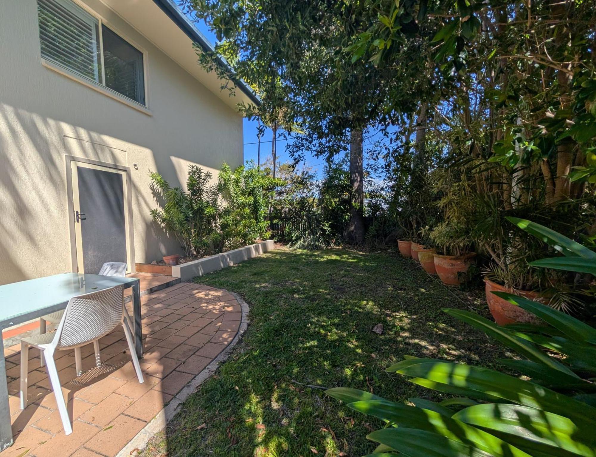 Rose Bay Resort Bowen Exterior foto