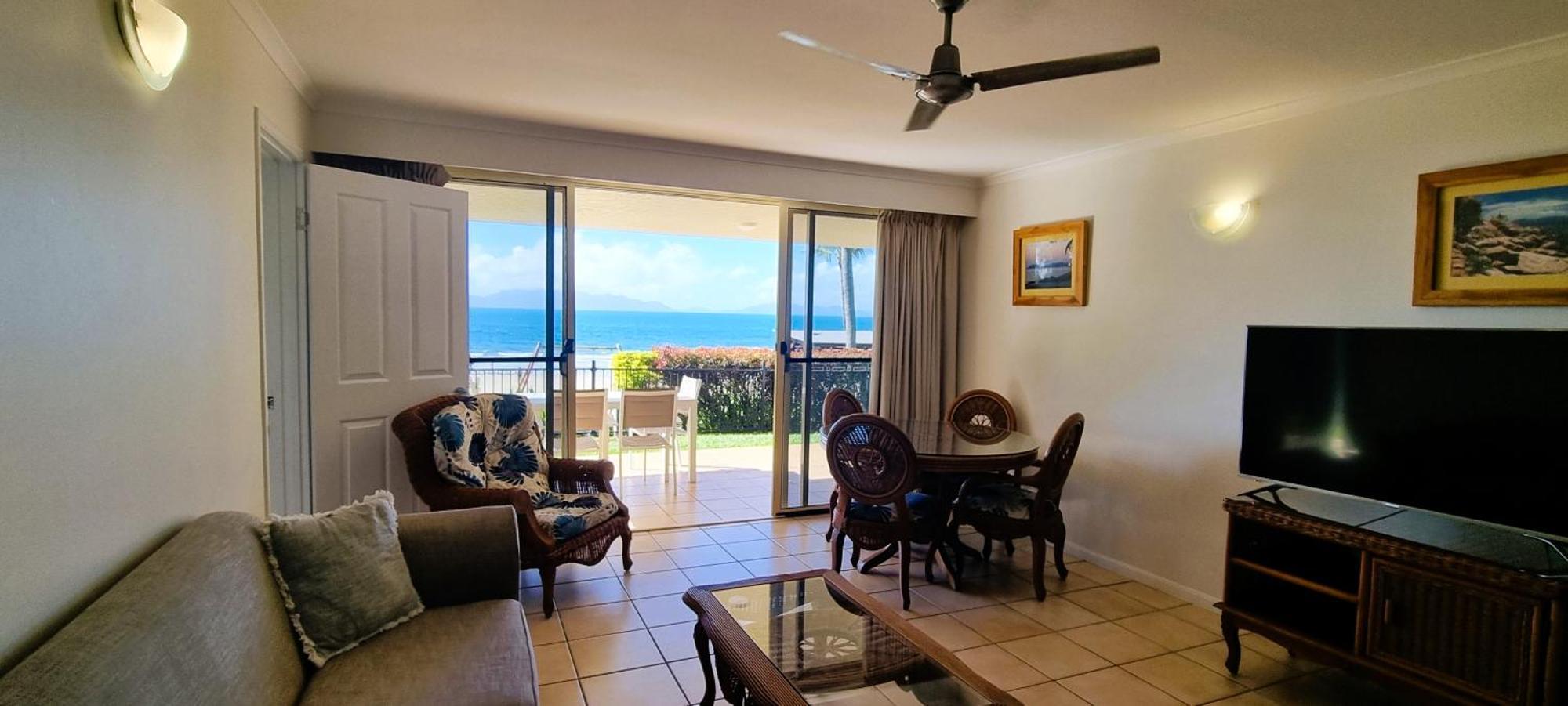 Rose Bay Resort Bowen Exterior foto